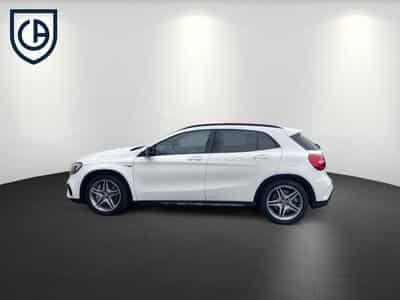 Mercedes GLA 45 AMG 4Matic Night Paket Pano (2018) - Foto 5