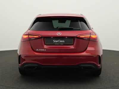Mercedes A 200 d Multi+Kamera+Night+AHK+19" (2025) - Foto 4