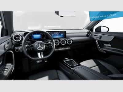 Mercedes A 200 AMG-Line (2025) - Foto 9