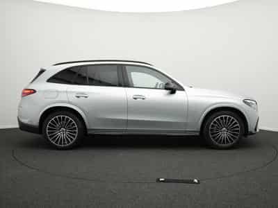 Mercedes GLC 220 d 4MATIC AMG-Line (2025) - Foto 5