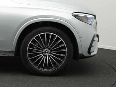 Mercedes GLC 220 d 4MATIC AMG-Line (2025) - Foto 8