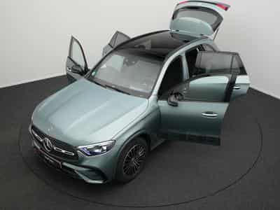 Mercedes GLC 220 d 4MATIC AMG-Line (2026) - Foto 14