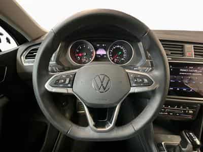 VW Tiguan Life-Urban-Sport+DSG+Led+Head+Sound (2024) - Foto 12