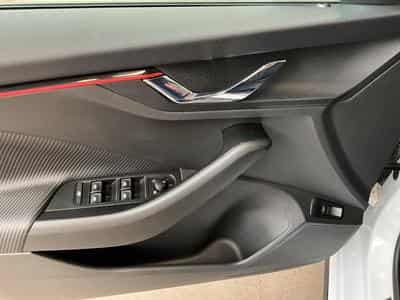 Skoda Kamiq Monte-Carlo+DSG+Pano+LED (2025) - Foto 14