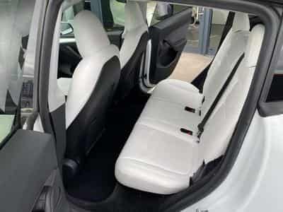 Tesla Model Y Model Y RWD garantie constructeur 02/28 (2024) - Foto 14