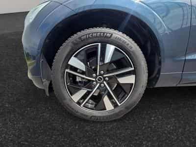 Volvo XC60 B5 Core / Essence (2025) - Foto 11