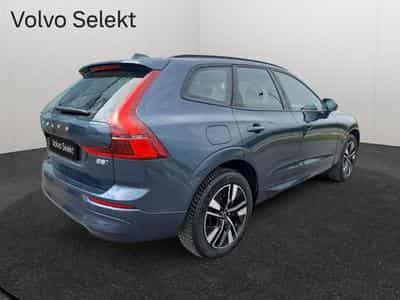 Volvo XC60 B5 Core / Essence (2025) - Foto 2