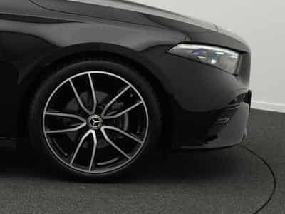 Mercedes A 200 AMG-Line Multi+Kamera+Night+19" (2025) - Foto 8