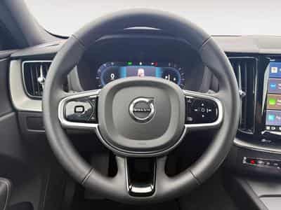 Volvo XC60 B5 Black Edition Plus / Essence (2025) - Foto 12