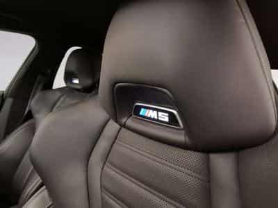BMW M5 Limousine (2022) - Foto 11