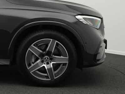 Mercedes GLC 300 d 4MATIC AMG-Line LED+Kamera+AHK+Memory (2025) - Foto 8