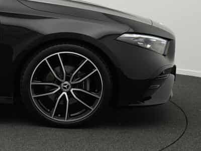 Mercedes A 200 d Multi+Kamera+Night+Distr (2025) - Foto 8