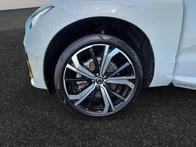 Volvo XC60 B4 Plus Dark / Essence (2024) - Foto 11