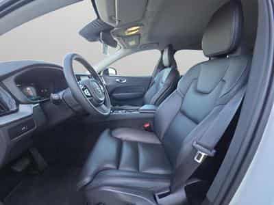 Volvo XC60 B4 Plus Dark / Essence (2024) - Foto 12