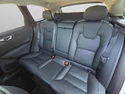 Volvo XC60 B4 Plus Dark / Essence (2024) - Foto 15
