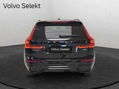 Volvo XC60 B5 AWD Plus Dark / Essence (2025) - Foto 5