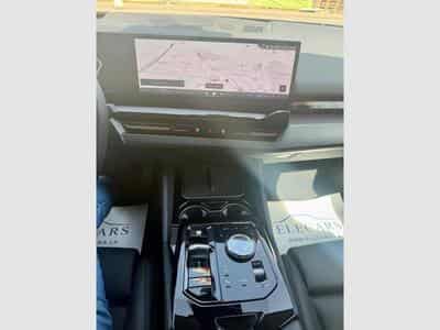 BMW 520 iA Limousine Head-Up/360°/H&K (2025) - Foto 12