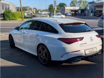 Mercedes CLA 200 Shooting Brake AMG LINE * CAMERA 360 * PANORAMA * 7G-DCT (2025) - Foto 3