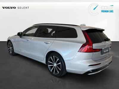 Volvo V60 Plus Dark (2025) - Photo 2