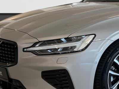 Volvo V60 Plus Dark (2025) - Photo 5