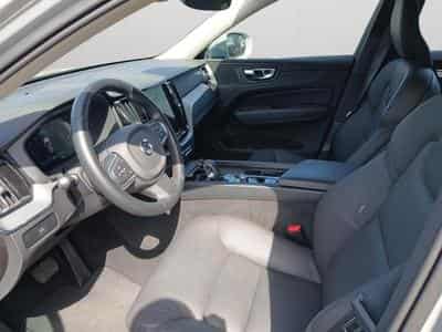 Volvo XC60 B5 Core / Essence (2025) - Foto 10