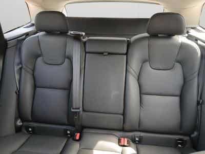 Volvo XC60 B5 Core / Essence (2025) - Foto 13