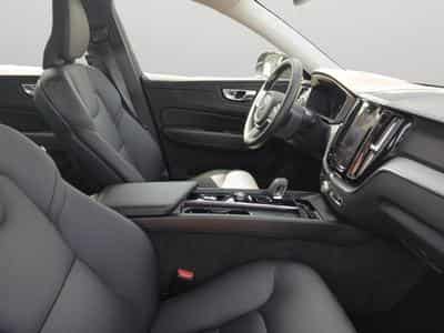 Volvo XC60 B5 Core / Essence (2025) - Foto 15