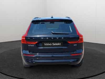 Volvo XC60 B5 Core / Essence (2025) - Foto 4