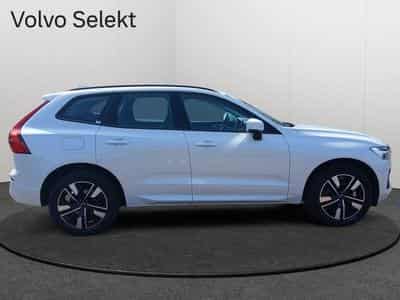 Volvo XC60 B5 Core FACELIFT / Essence (2025) - Foto 7