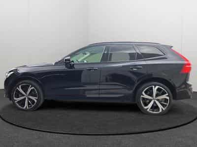 Volvo XC60 B4 Plus Dark / Essence (2024) - Foto 2