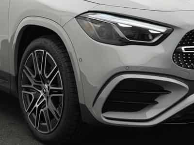 Mercedes GLA 180 AMG-Line (2025) - Foto 9