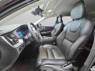 Volvo XC60 B4 Plus Dark / Essence (2023) - Foto 11