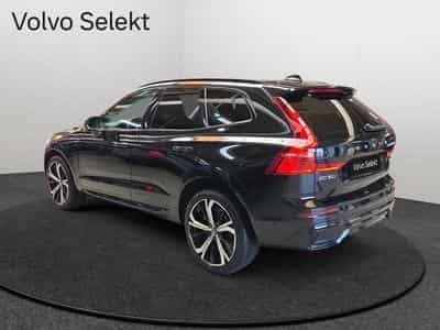 Volvo XC60 B4 Plus Dark / Essence (2023) - Foto 6