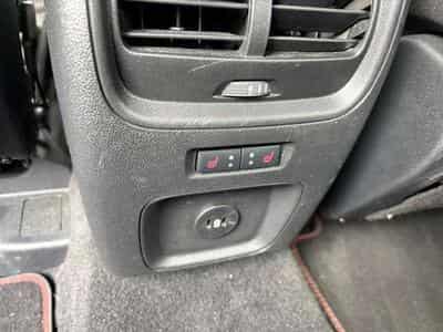 Ford Kuga Kuga 2.5 Duratec FHEV ST-LINE (2025) - Foto 8