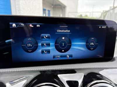 Mercedes CLA 200 CLA Shooting Brake 200D 150 CH AMG NIGHT EDITION (2025) - Foto 10