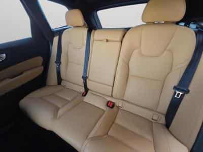 Volvo XC60 B5 AWD Ultra Dark / Essence (2025) - Foto 13