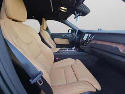 Volvo XC60 B5 AWD Ultra Dark / Essence (2025) - Foto 15