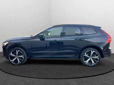 Volvo XC60 B5 AWD Ultra Dark / Essence (2025) - Foto 2
