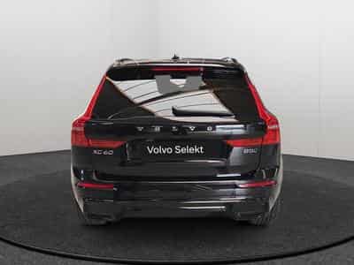 Volvo XC60 B5 AWD Ultra Dark / Essence (2025) - Foto 6