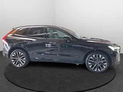 Volvo XC60 B5 AWD Ultra Dark / Essence (2025) - Foto 7