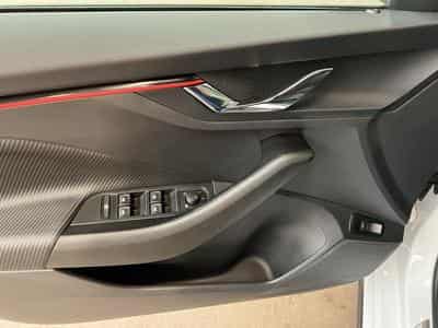 Skoda Kamiq Monte-Carlo+DSG+LED+P.Assisted+P.Park&Go (2025) - Foto 14