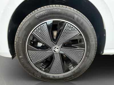 Skoda Kamiq Monte-Carlo+DSG+LED+P.Assisted+P.Park&Go (2025) - Foto 8