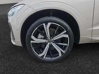 Volvo XC60 B4 Plus Dark / Essence (2024) - Foto 14
