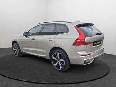 Volvo XC60 B4 Plus Dark / Essence (2024) - Foto 3