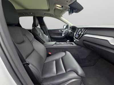Volvo XC60 B4 Plus Dark/ Essence (2024) - Foto 15