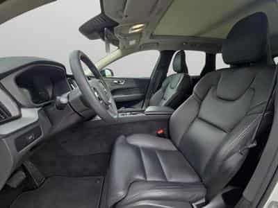 Volvo XC60 B4 Plus Dark/ Essence (2024) - Foto 9