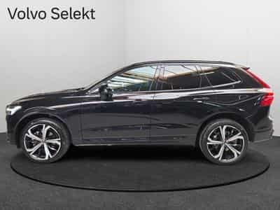 Volvo XC60 B5 AWD Plus Dark / Essence (2025) - Foto 4