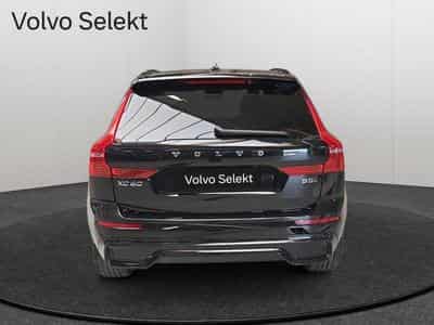 Volvo XC60 B5 AWD Plus Dark / Essence (2025) - Foto 6