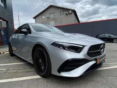 Mercedes A 180 A 180 7G-DCT Lim. AMG Line Advanced Plus (2023) - Foto 4