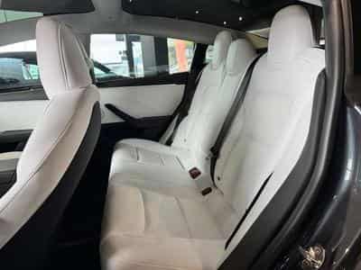 Tesla Model 3 Model 3 RWD Hinterradantrieb (2023) - Foto 15